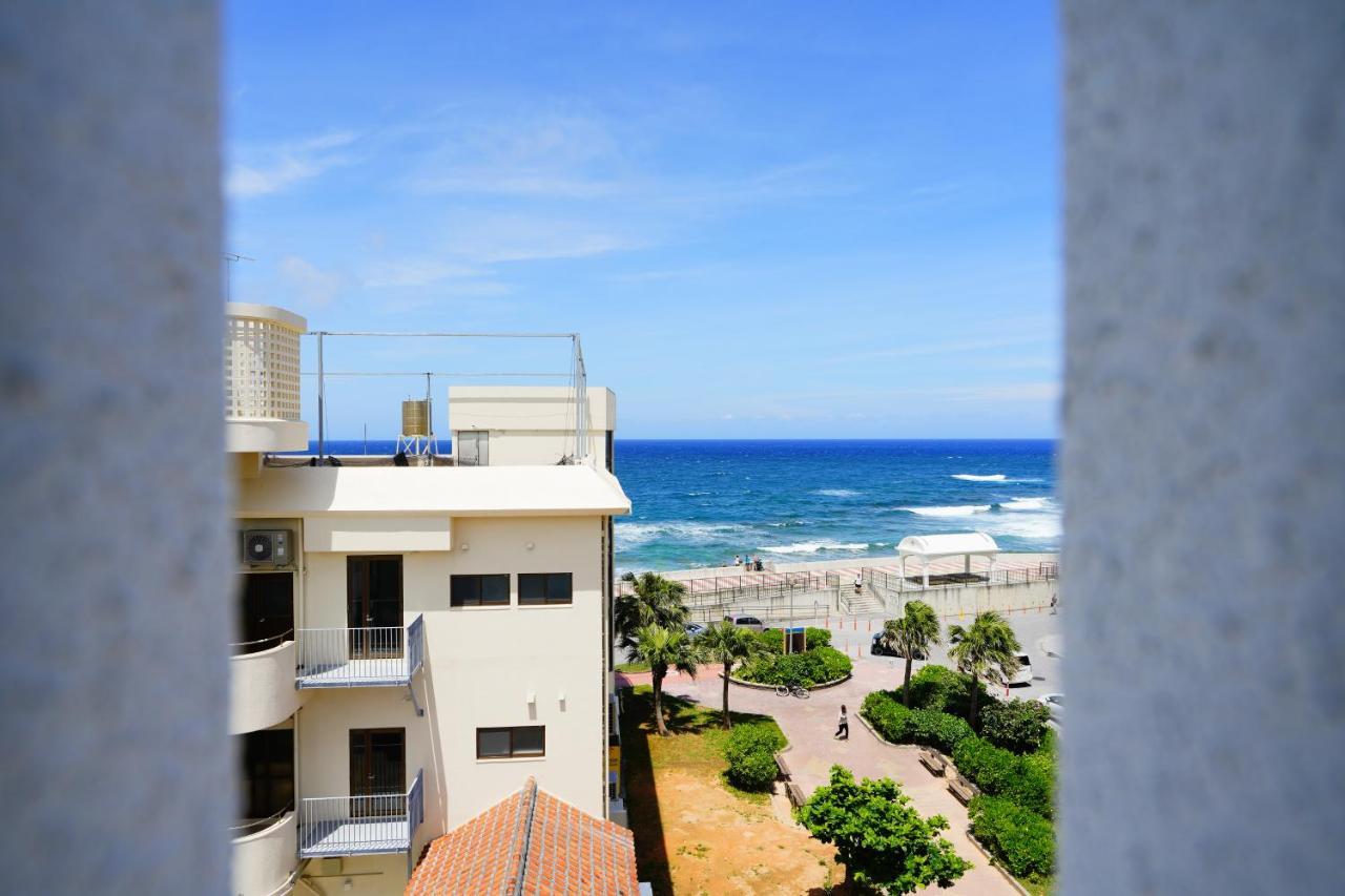 Sunshine Coast Apartment Chatan Exterior photo