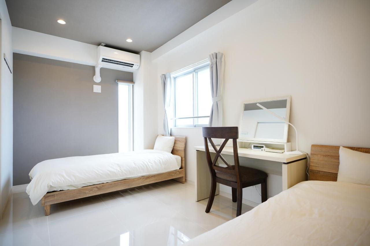 Sunshine Coast Apartment Chatan Exterior photo