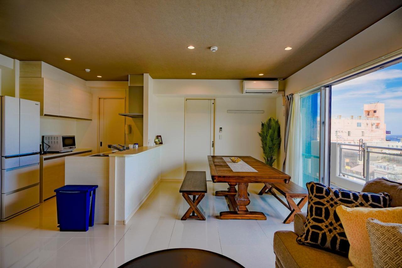 Sunshine Coast Apartment Chatan Exterior photo